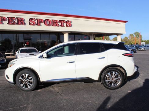 Used 2015 Nissan Murano S image 6