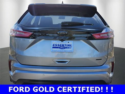 Used 2024 Ford Edge SE w/ Black Appearance Package image 3