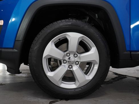 Used 2019 Jeep Compass Latitude w/ Cold Weather Group image 30