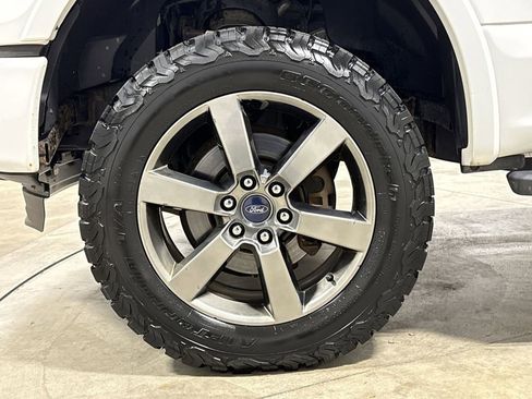 Used 2016 Ford F150 XLT w/ Equipment Group 302A Luxury AWD/4WD image 28