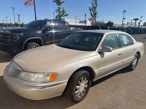 Used 2000 Lincoln Continental FWD image 2