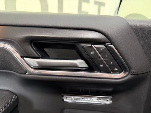 New 2026 GMC Sierra 1500 Denali w/ Technology Package AWD/4WD image 9
