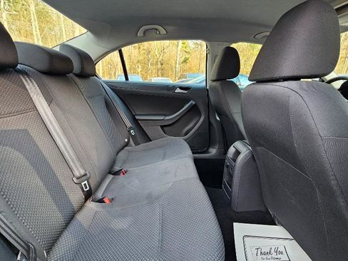 Used 2014 Volkswagen Jetta S image 28