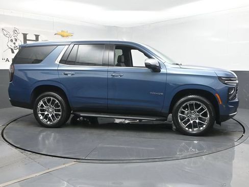 New 2026 Chevrolet Tahoe Premier w/ Sun And Tow Package AWD/4WD image 28
