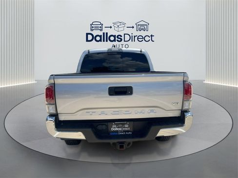 Used 2020 Toyota Tacoma TRD Off-Road image 7