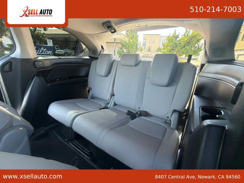 Used 2018 Honda Odyssey Elite image 8