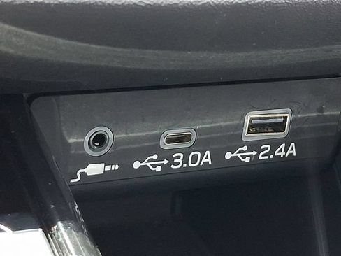 Certified 2025 Subaru Outback Premium AWD/4WD image 24