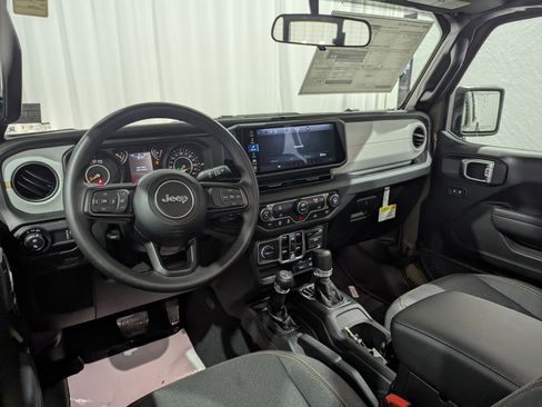 New 2026 Jeep Gladiator Sport image 13