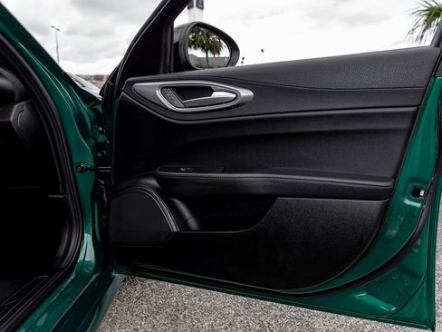 New 2025 Alfa Romeo Giulia w/ Veloce Package Rwd image 35