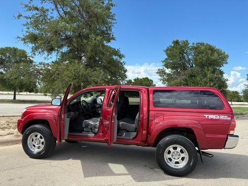 Used 2005 Toyota Tacoma PreRunner RWD image 22