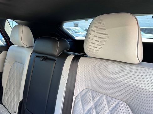 New 2025 Volkswagen Atlas Cross Sport SEL Premium R-Line image 25