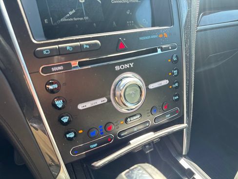 Used 2018 Ford Explorer Platinum AWD/4WD image 21