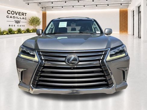 Used 2017 Lexus LX 570 4WD w/ Luxury Package image 3