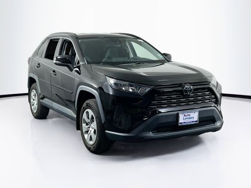 Used 2019 Toyota RAV4 LE w/ All Weather Liner Package image 3