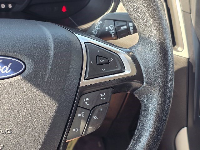 Used 2024 Ford Edge SEL AWD/4WD image 25