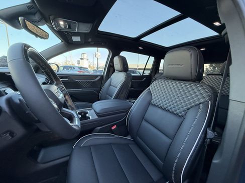 New 2026 GMC Acadia Denali w/ Super Cruise Package image 10