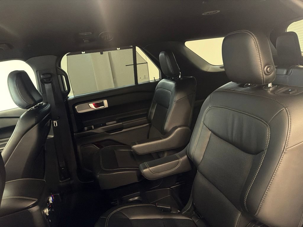 Used 2020 Ford Explorer Limited w/ Hybrid Equipment Group 310A AWD/4WD image 59