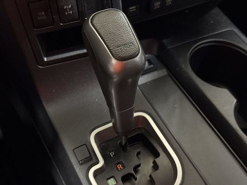 Used 2020 Toyota Sequoia TRD Pro AWD/4WD image 18