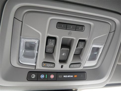 New 2025 GMC Sierra 2500 SLT w/ SLT Premium Package image 14