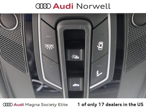 Used 2024 Audi Q7 2.0T Premium w/ Convenience Package AWD/4WD image 8