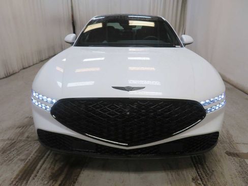 New 2026 Genesis G90 3.5T Prestige image 2