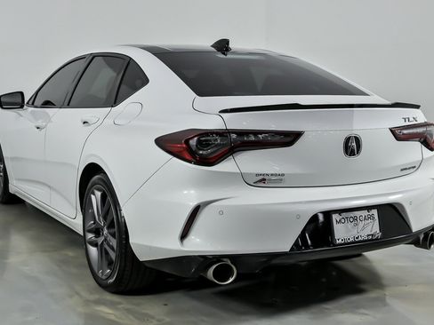 Used 2025 Acura TLX SH-AWD w/ A-SPEC Pkg image 9