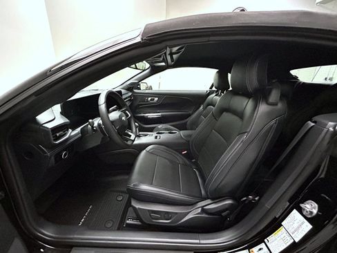 Used 2026 Ford Mustang GT Premium RWD image 10