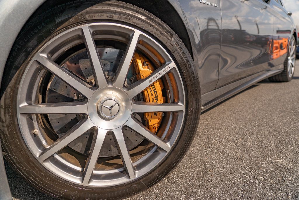 Used 2017 Mercedes-Benz S 63 AMG 4MATIC Sedan image 3
