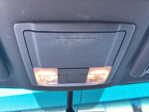 Used 2014 Ford Explorer XLT w/ Equipment Group 202A AWD/4WD image 42