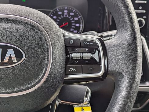 Used 2021 Kia Sorento LX FWD image 27
