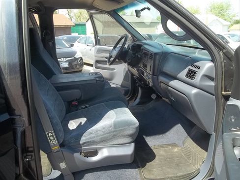 Used 2000 Ford F350 XLT image 11