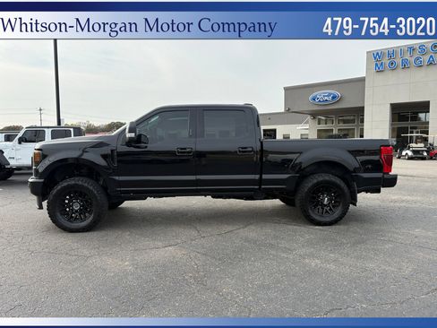 Used 2021 Ford F350 Lariat image 2
