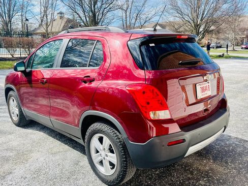 Used 2016 Chevrolet Trax LT w/ LT Convenience Package image 7