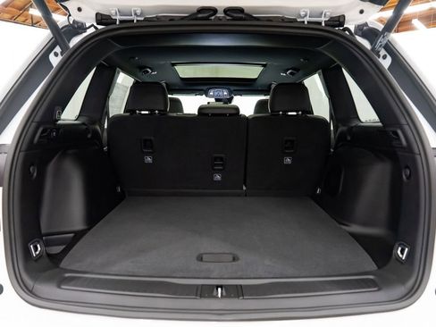 New 2026 Jeep Grand Cherokee Limited w/ Limited Altitude Package image 8