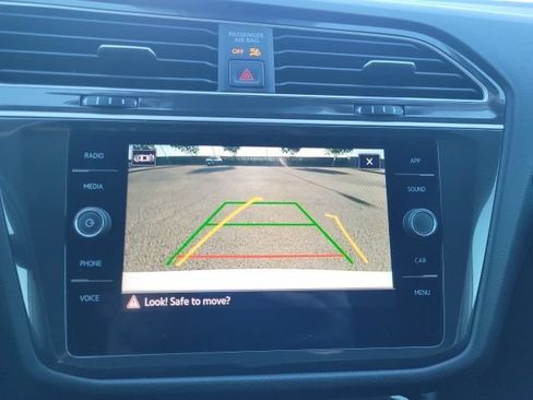 Used 2024 Volkswagen Tiguan S FWD image 17