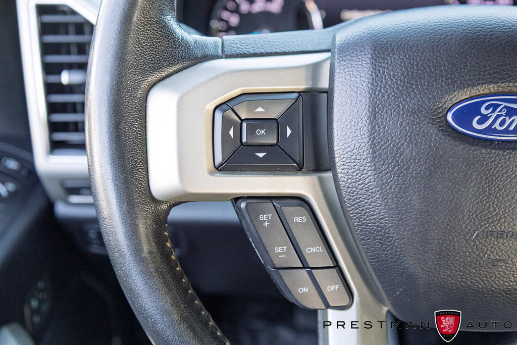 Used 2020 Ford F250 Lariat w/ Lariat Value Package AWD/4WD image 28