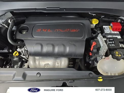 Used 2022 Jeep Compass Trailhawk w/ Trailhawk Convenience Group image 15