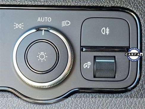 Used 2025 Mercedes-Benz Sprinter 2500 image 21