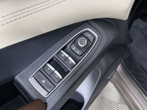 Used 2022 Subaru Ascent Touring image 14