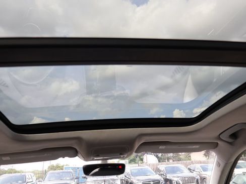 Used 2016 Audi Q3 2.0T Premium Plus FWD image 22
