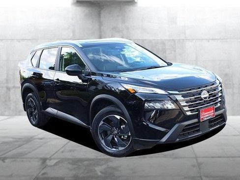 Certified 2025 Nissan Rogue SV w/ SV Premium Package FWD image 2