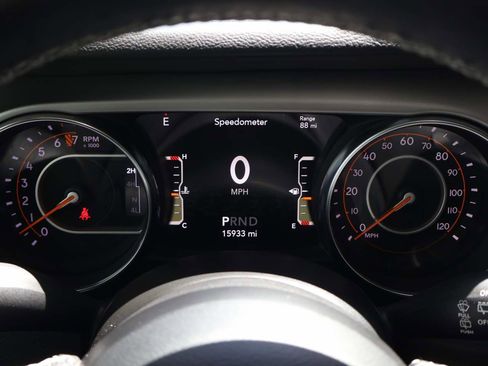 Used 2021 Jeep Wrangler Sport S AWD/4WD image 14