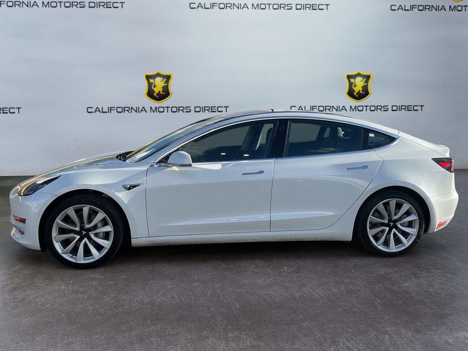 Used 2018 Tesla Model 3 Long Range RWD image 8