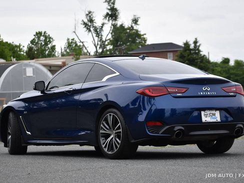Used 2018 INFINITI Q60 3.0t Luxe w/ Sensory Package 3.0T Luxe AWD/4WD image 7
