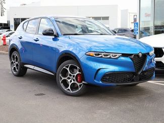 New 2025 Alfa Romeo Tonale Veloce w/ Premium Package video 2