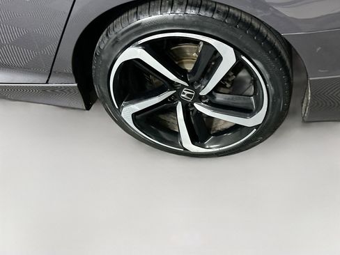 Used 2020 Honda Accord Sport image 11