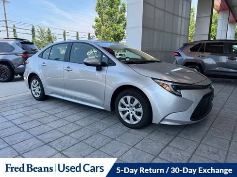 Used 2026 Toyota Corolla LE FWD image 2