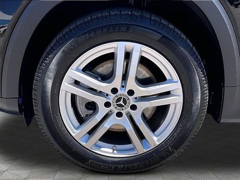 Used 2023 Mercedes-Benz GLB 250 4MATIC image 8