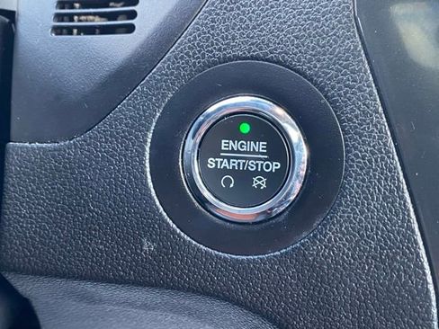 Used 2019 Ford Explorer XLT w/ Equipment Group 202A image 45