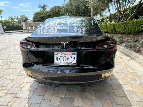 Used 2020 Tesla Model 3 Standard Range Plus image 4